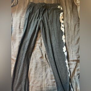 Gray Lounge Pants with Leopard Print Accent